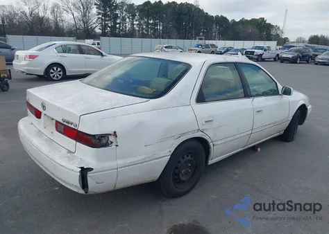 1999 Toyota Camry Le z USA, uszkodzony, nr VIN JT2BG22K1X0323278